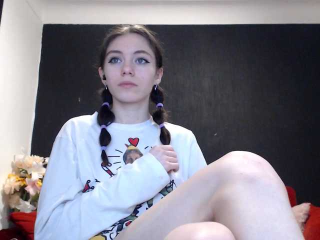 Danielle-Morina live cam on BongaCams