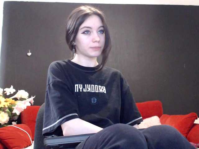 Danielle-Morina live cam on BongaCams