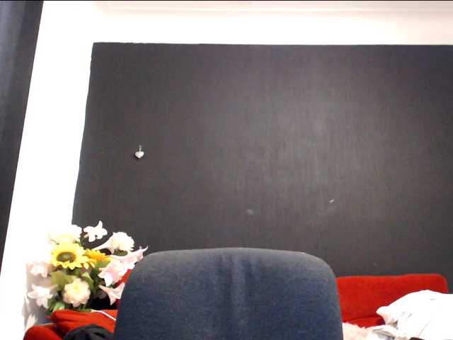 Danielle-Morina live cam on BongaCams
