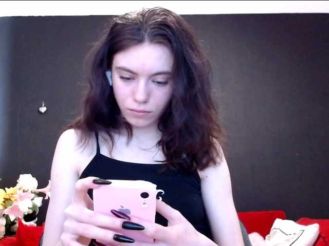 Danielle-Morina live cam on BongaCams