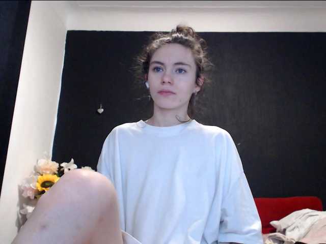 Danielle-Morina live cam on BongaCams