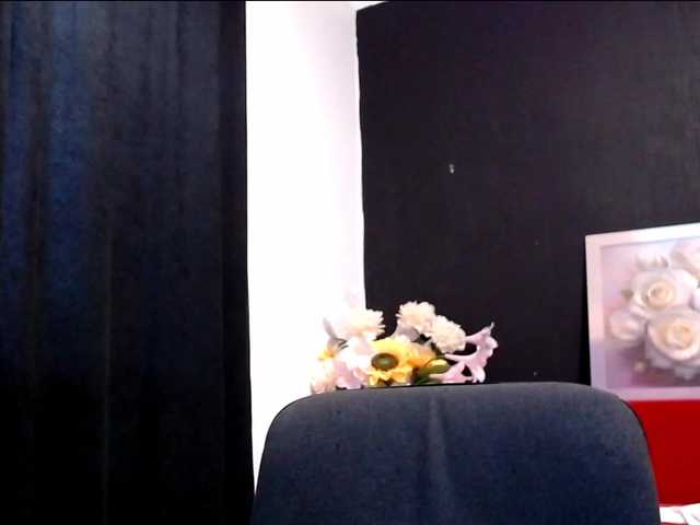 Danielle-Morina live cam on BongaCams