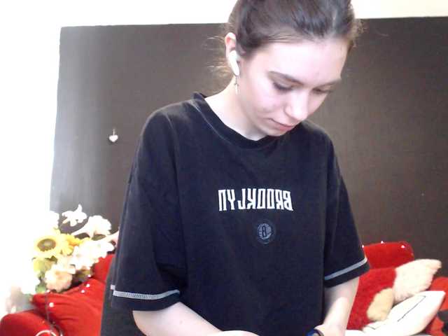 Danielle-Morina live cam