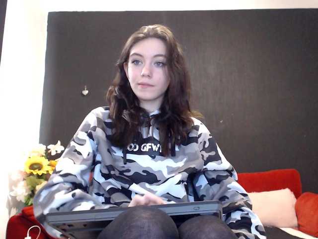 Danielle-Morina live cam on BongaCams