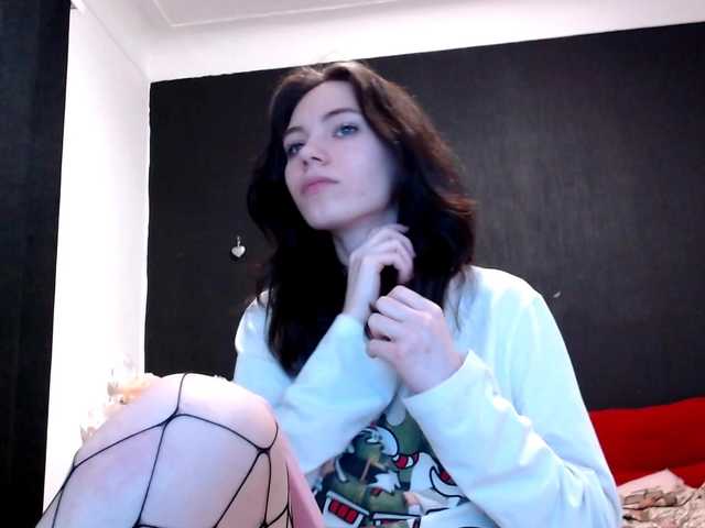 Danielle-Morina live webcam show