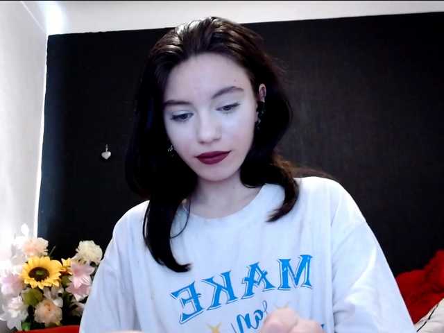 Danielle-Morina live cam on BongaCams