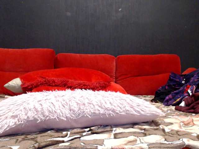 Danielle-Morina live cam on BongaCams