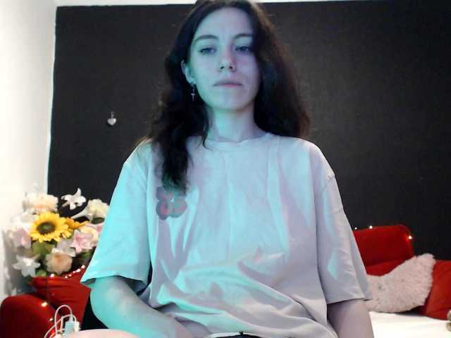 Danielle-Morina live cam on BongaCams