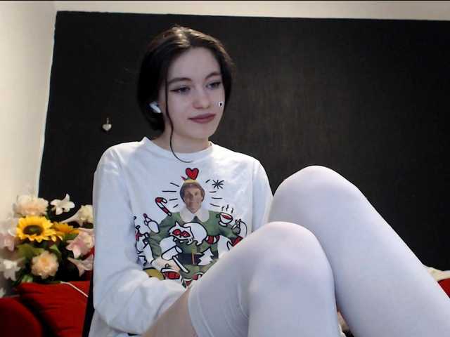 Danielle-Morina live cam on BongaCams