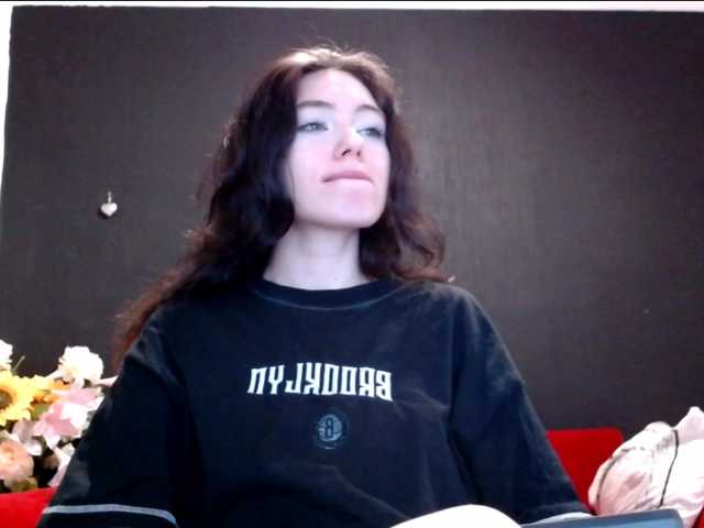 Danielle-Morina live cam on BongaCams