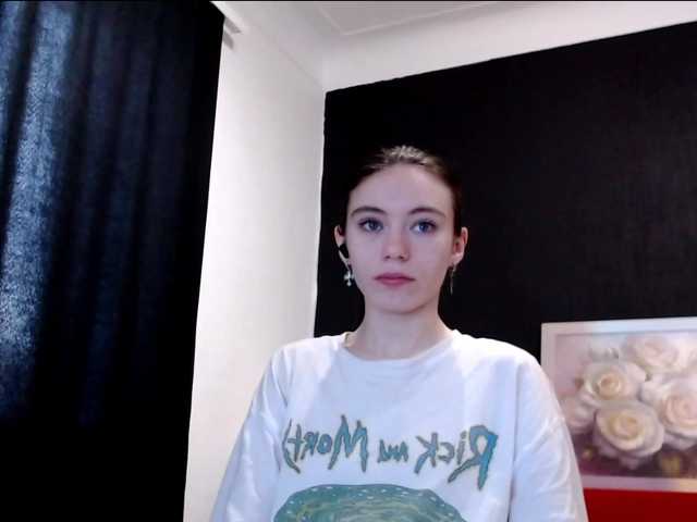 Danielle-Morina live cam on BongaCams