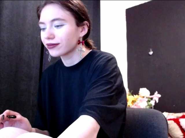 Danielle-Morina live cam