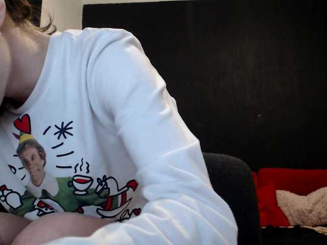 Danielle-Morina live cam on BongaCams