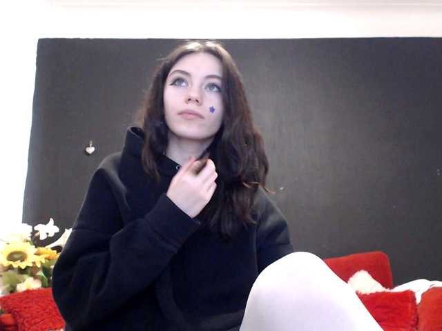 Danielle-Morina live cam on BongaCams