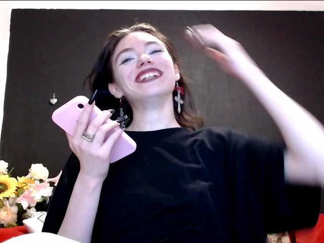 Danielle-Morina live cam on BongaCams