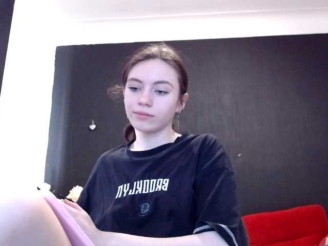 Danielle-Morina live cam on BongaCams