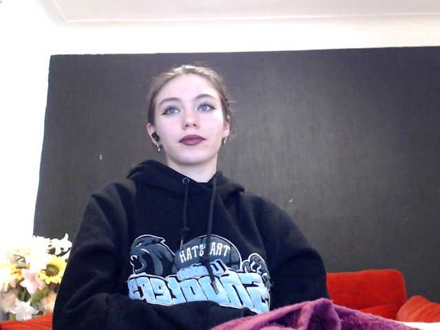 Danielle-Morina live cam on BongaCams
