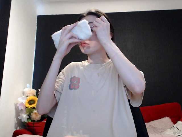 Danielle-Morina live cam on BongaCams
