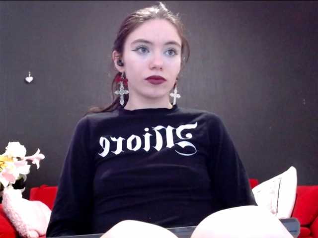 Danielle-Morina live cam on BongaCams