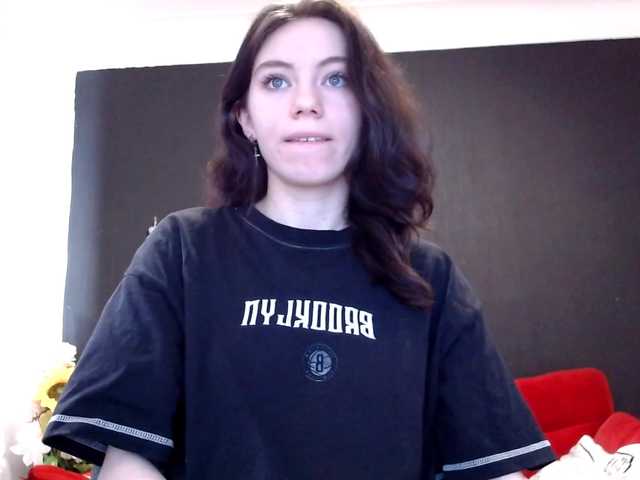 Danielle-Morina live webcam show