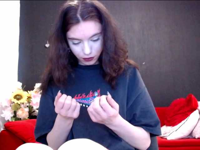 Danielle-Morina live cam on BongaCams