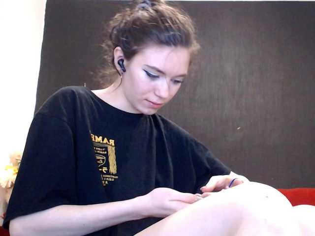 Danielle-Morina live cam on BongaCams