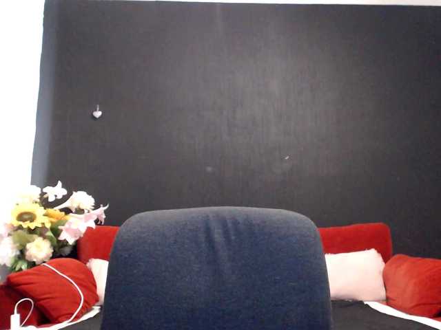 Danielle-Morina live cam preview