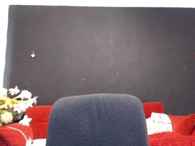 Danielle-Morina live cam on BongaCams