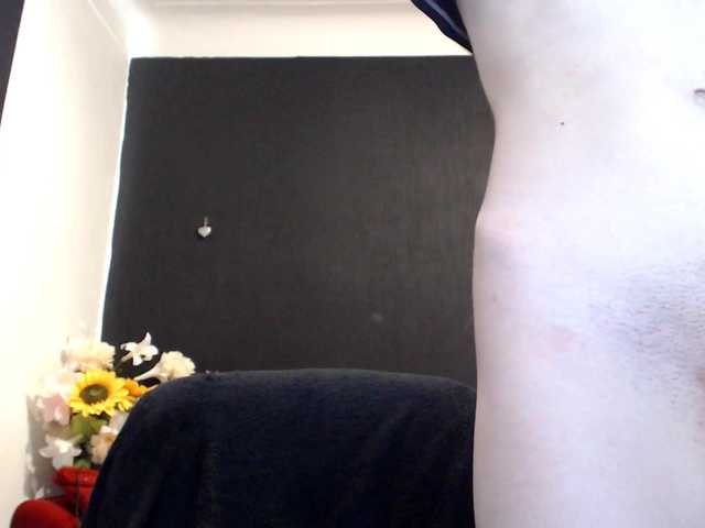 Danielle-Morina live cam on BongaCams