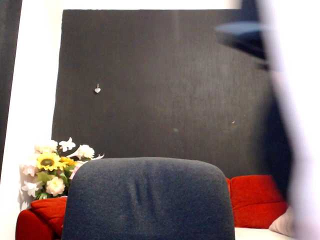 Danielle-Morina live cam on BongaCams
