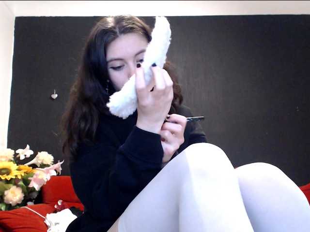 Danielle-Morina live cam on BongaCams