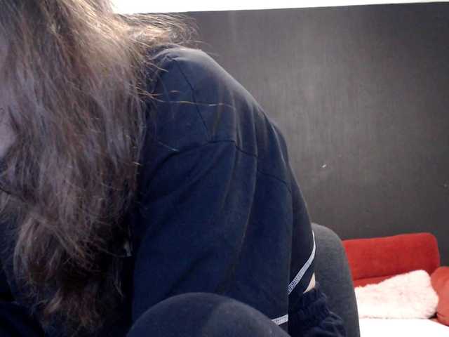 Danielle-Morina live cam on BongaCams