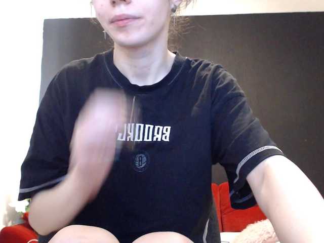 Danielle-Morina live cam on BongaCams