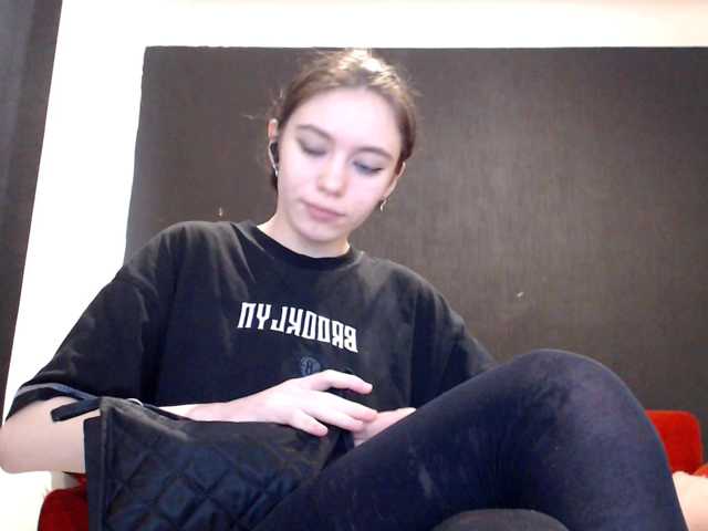 Danielle-Morina live cam on BongaCams