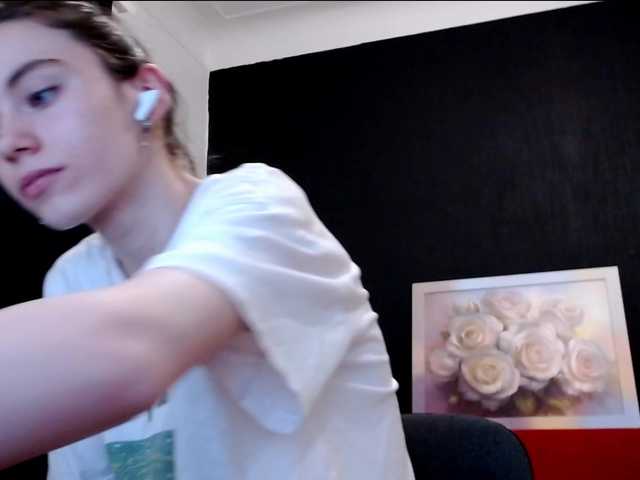 Danielle-Morina live cam on BongaCams
