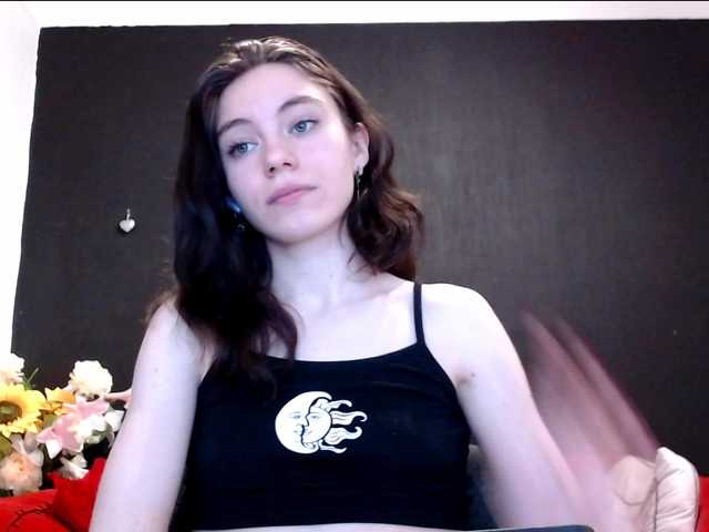 Danielle-Morina live cam on BongaCams