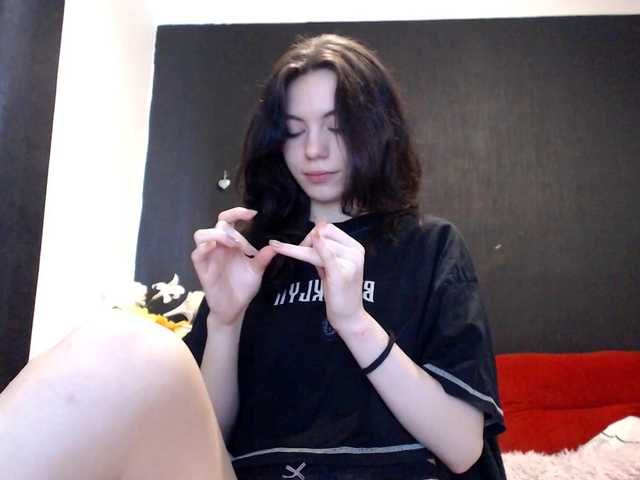 Danielle-Morina live cam on BongaCams