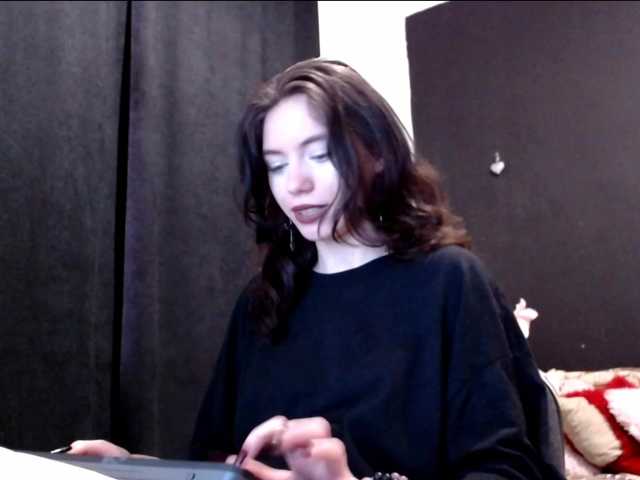 Danielle-Morina live cam on BongaCams