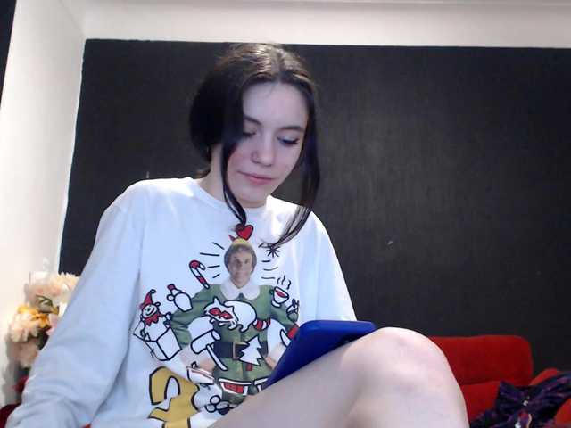 Danielle-Morina live cam on BongaCams