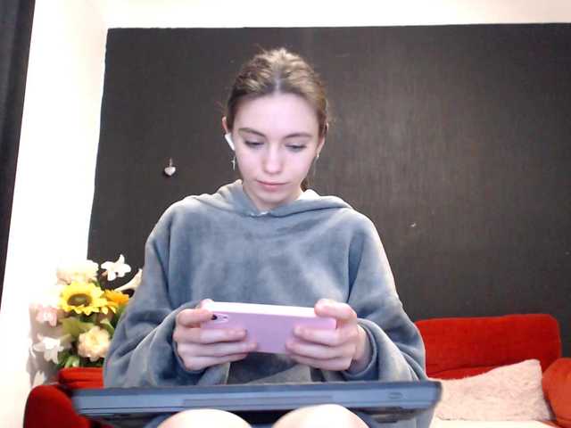 Danielle-Morina live cam on BongaCams