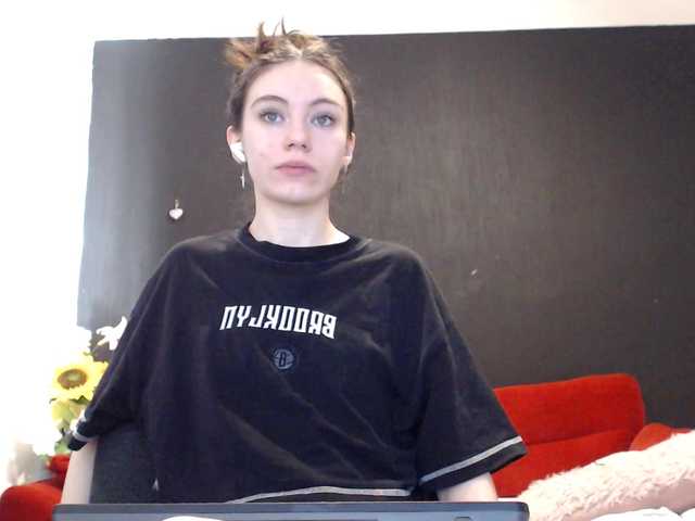 Danielle-Morina live cam on BongaCams