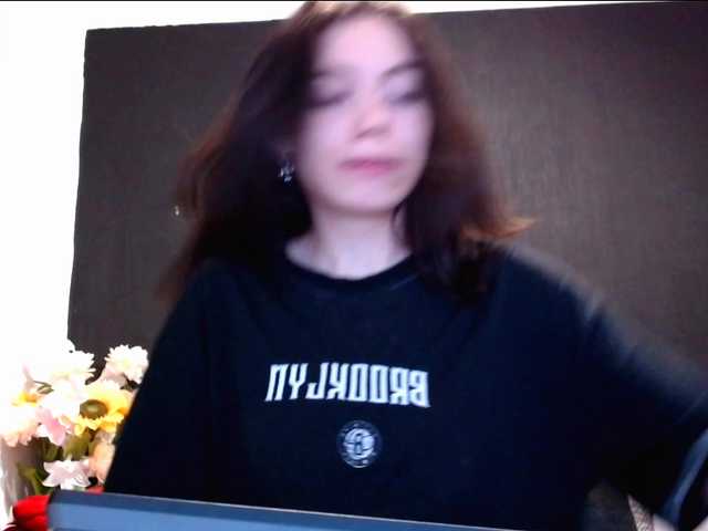 Danielle-Morina live cam on BongaCams