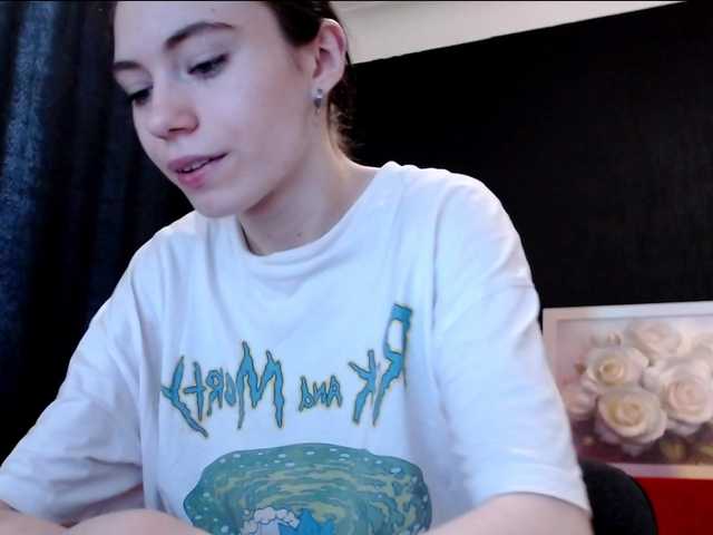 Danielle-Morina live cam on BongaCams