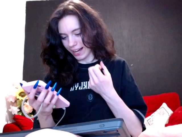 Danielle-Morina live webcam show