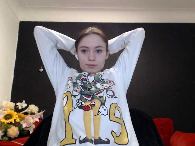 Danielle-Morina live cam on BongaCams