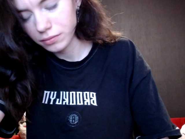 Danielle-Morina live cam on BongaCams