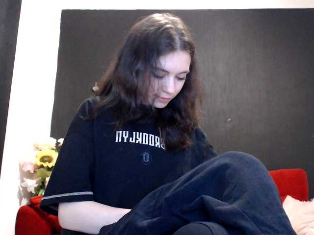 Danielle-Morina live cam preview