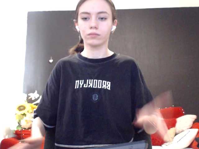 Danielle-Morina live cam on BongaCams