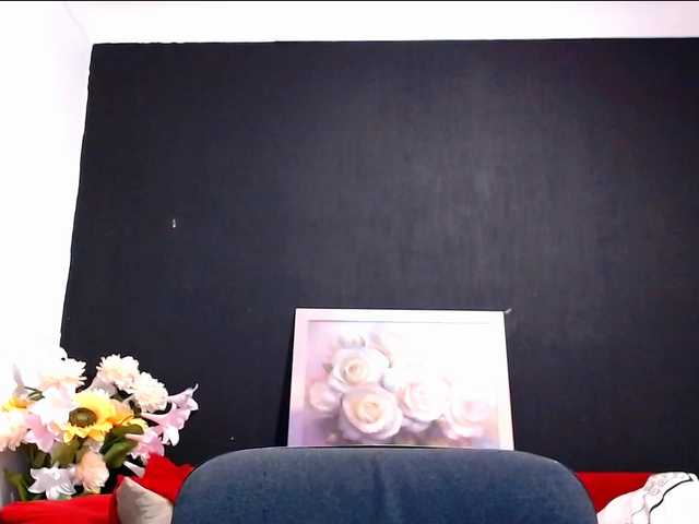 Danielle-Morina live cam on BongaCams