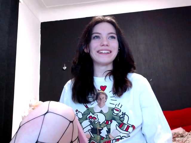 Danielle-Morina live cam on BongaCams